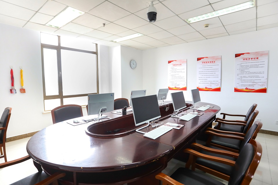 一號(hào)評(píng)標(biāo)室（電子化評(píng)標(biāo)室）02